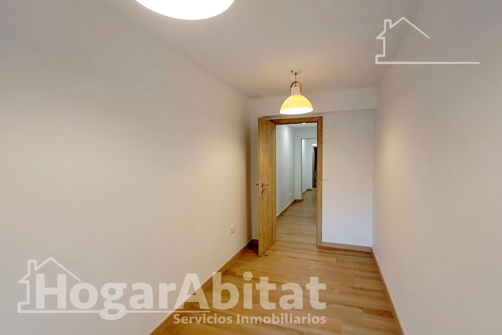 4 soveværelse Lejlighed til salg i Castello de la Plana - € 143.000 (Ref: 9077985)