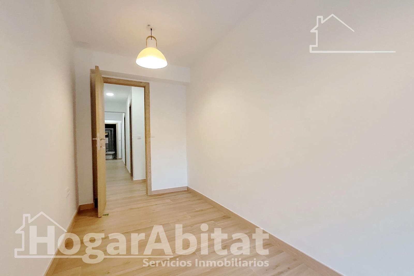 4 soveværelse Lejlighed til salg i Castello de la Plana - € 143.000 (Ref: 9077985)