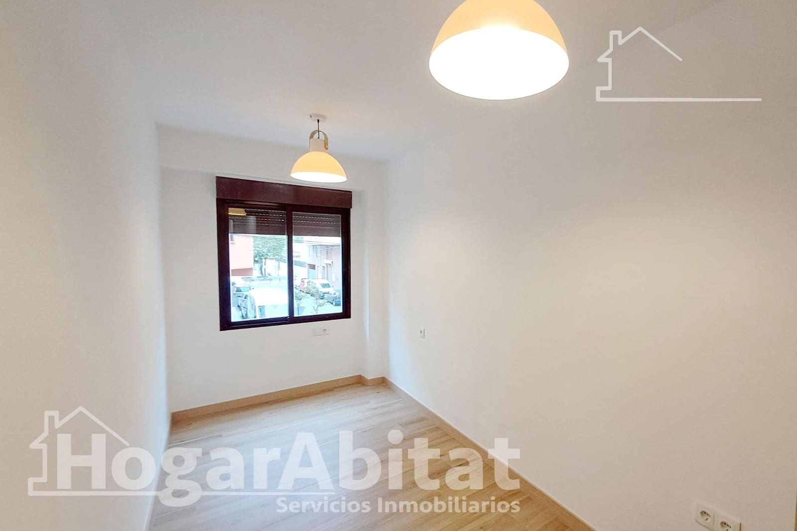 4 soveværelse Lejlighed til salg i Castello de la Plana - € 143.000 (Ref: 9077985)