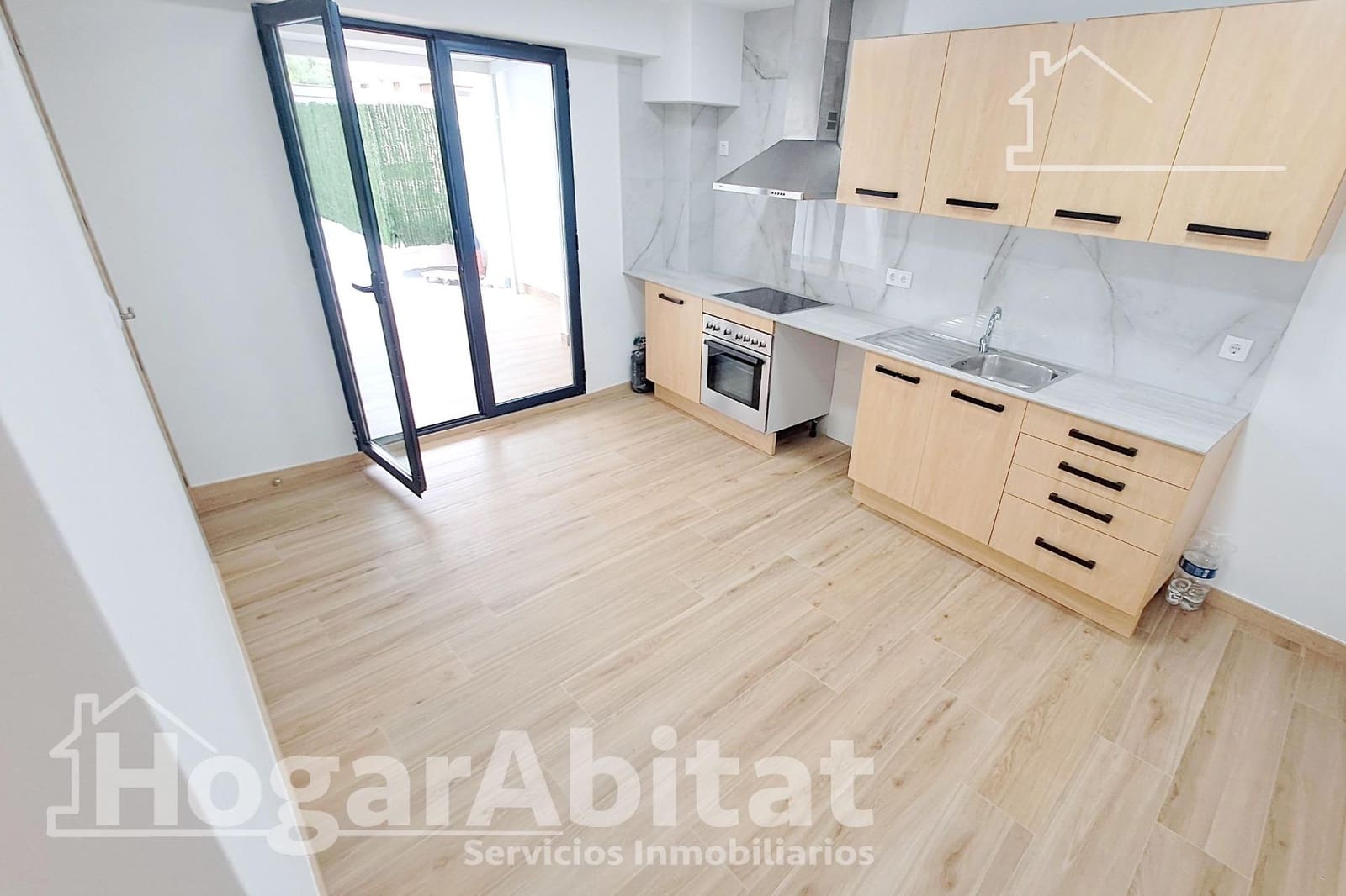 4 soveværelse Lejlighed til salg i Castello de la Plana - € 143.000 (Ref: 9077985)