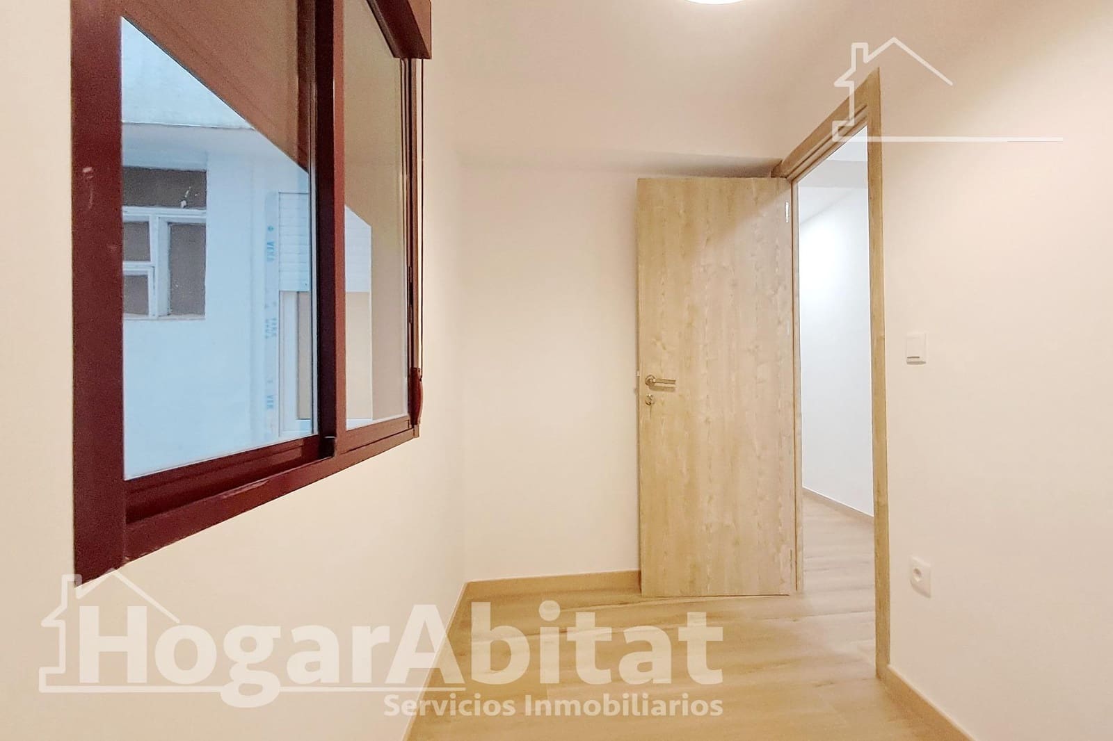 4 soveværelse Lejlighed til salg i Castello de la Plana - € 143.000 (Ref: 9077985)