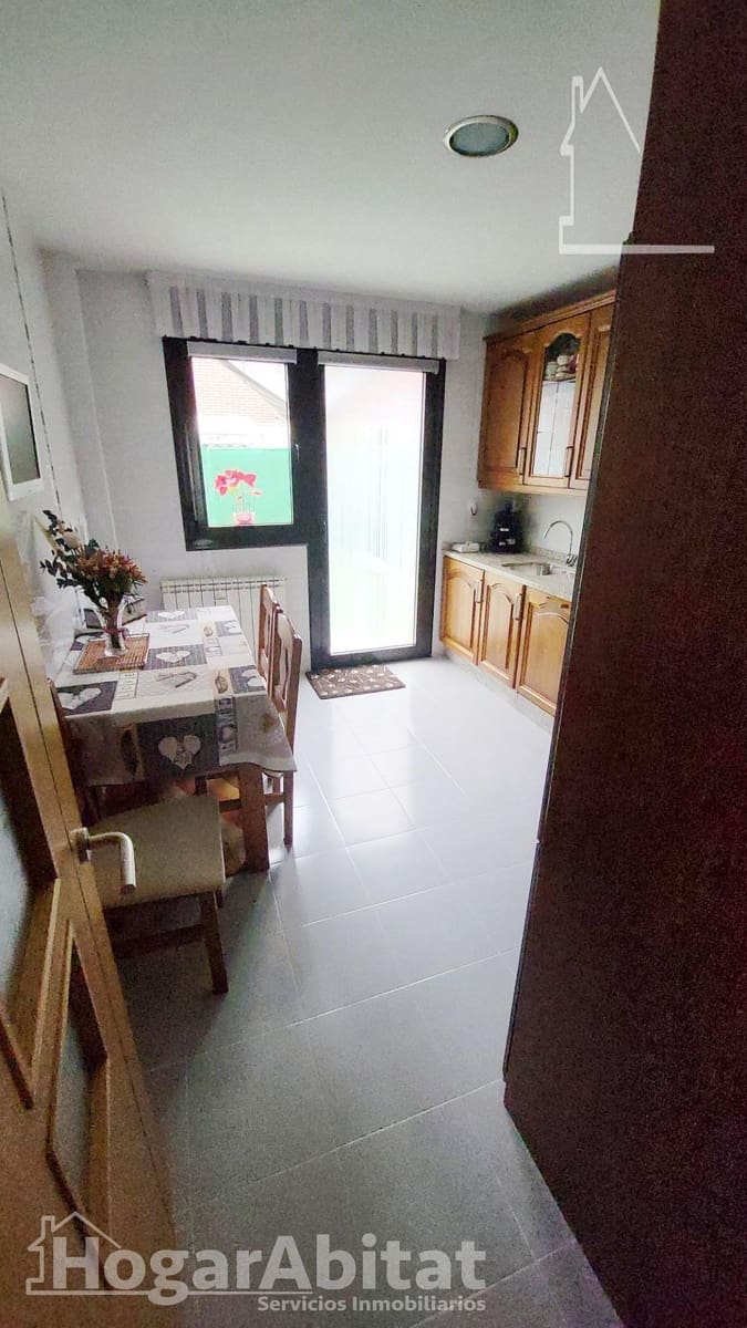 3 sypialnia Dom szeregowy na sprzedaż w Medina del Campo z garażem - 265 000 € (Ref: 9118789)