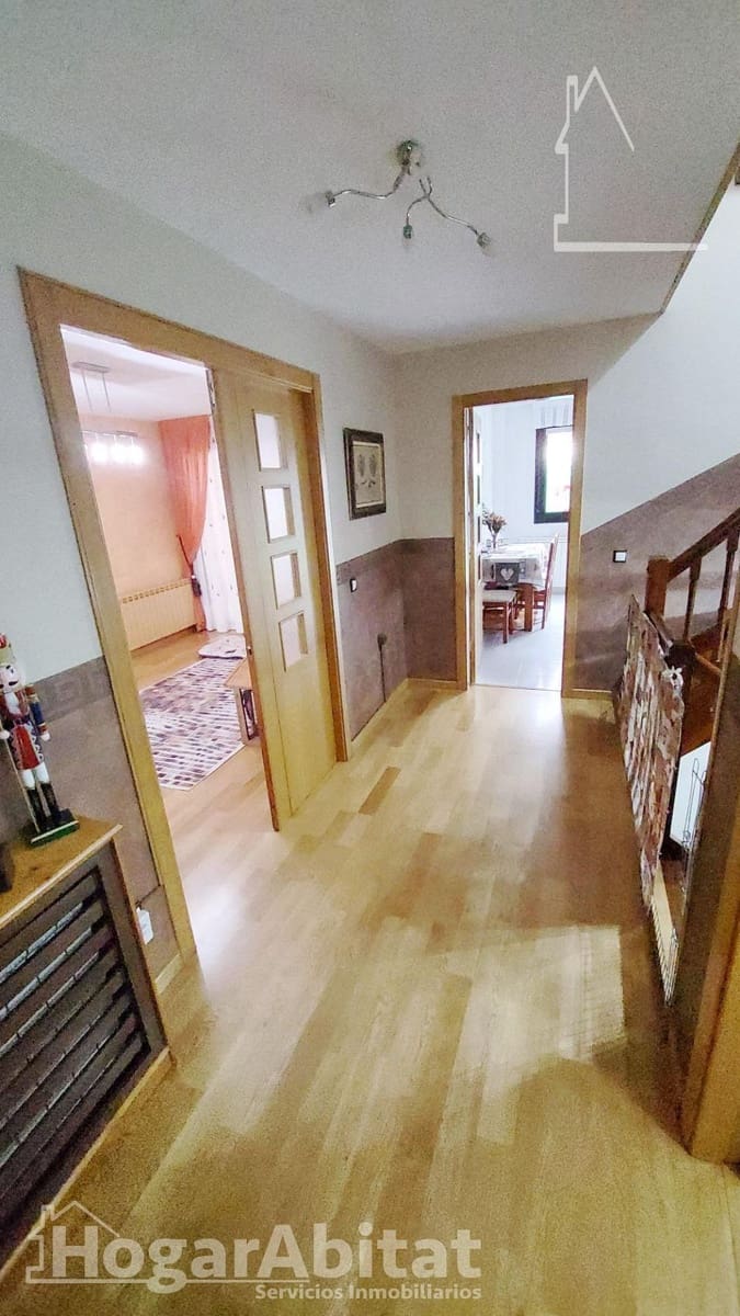 3 sypialnia Dom szeregowy na sprzedaż w Medina del Campo z garażem - 265 000 € (Ref: 9118789)