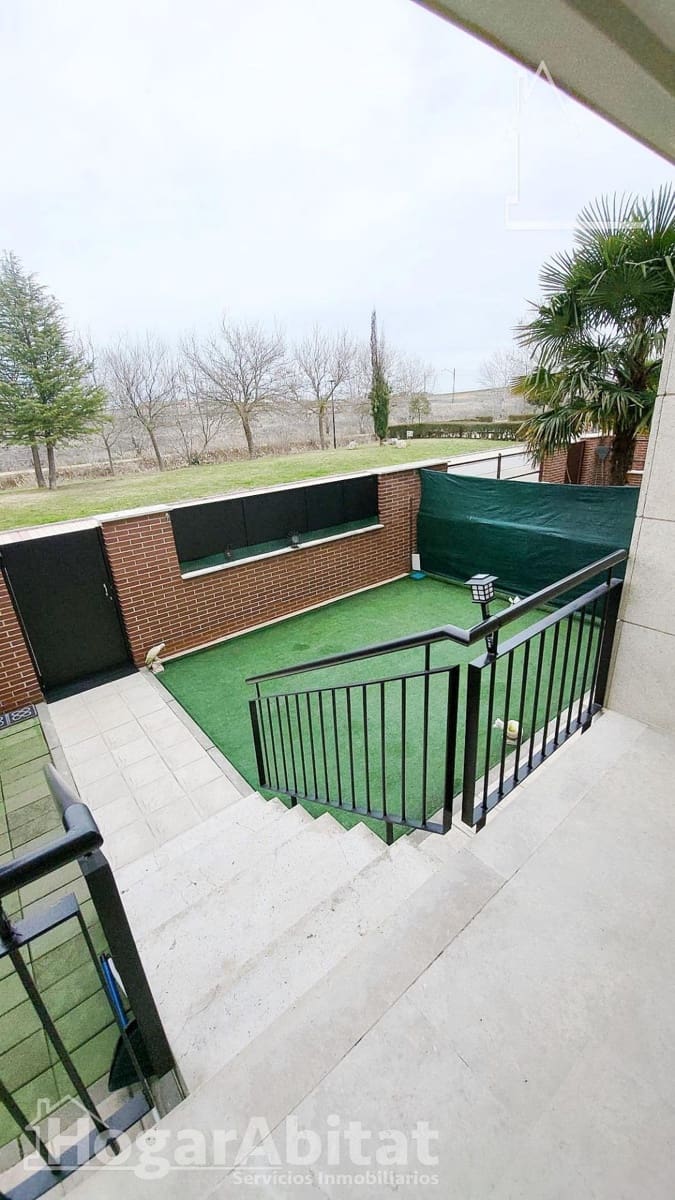 3 sypialnia Dom szeregowy na sprzedaż w Medina del Campo z garażem - 265 000 € (Ref: 9118789)