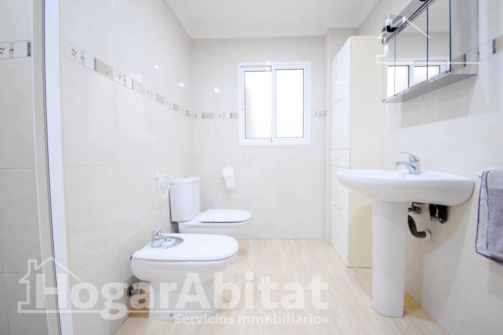 5 sypialnia Dom na sprzedaż w Pego z garażem - 137 000 € (Ref: 9159530)