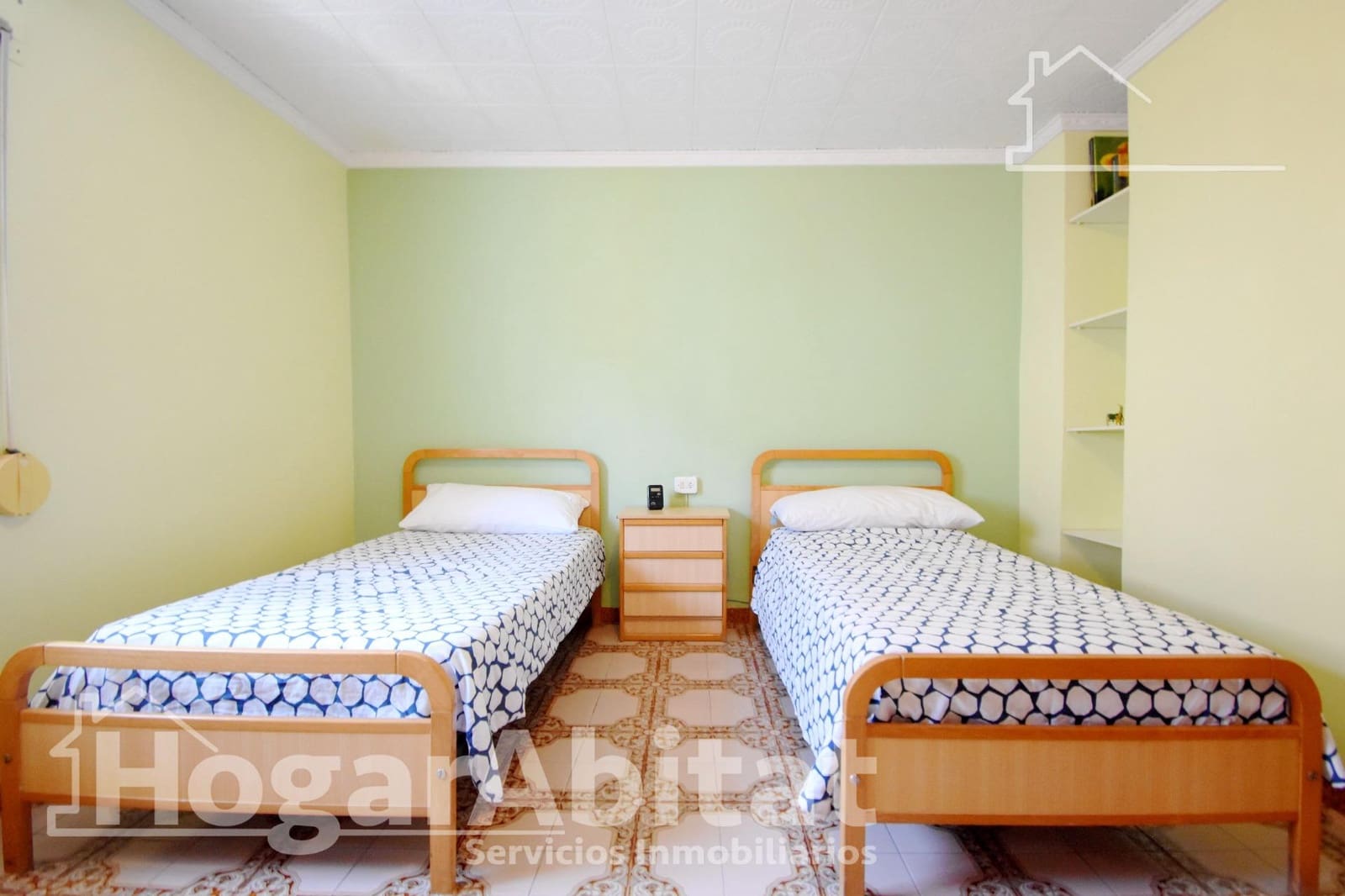 5 sypialnia Dom na sprzedaż w Pego z garażem - 137 000 € (Ref: 9159530)