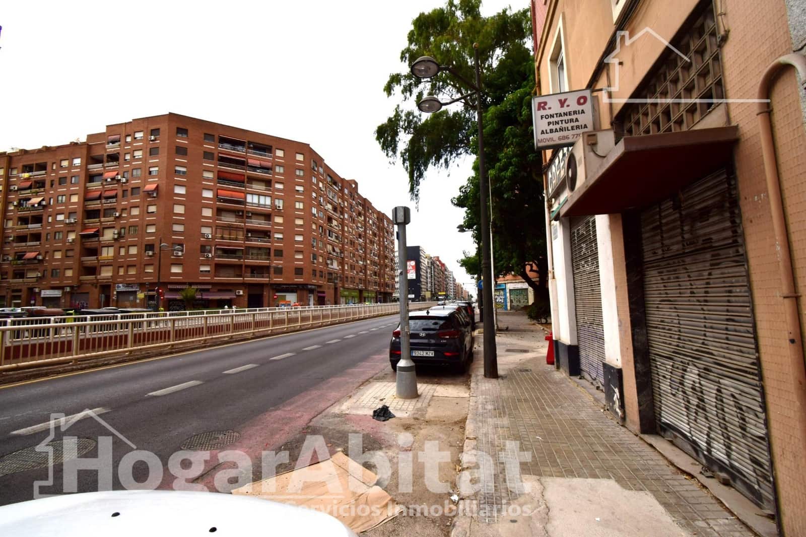 Erhverv til leje i Valencia by - € 750 (Ref: 9191103)