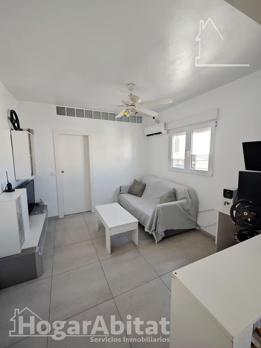 1 soverom Leilighet til salgs i Torrevieja med svømmebasseng - € 98 000 (Ref: 9215106)