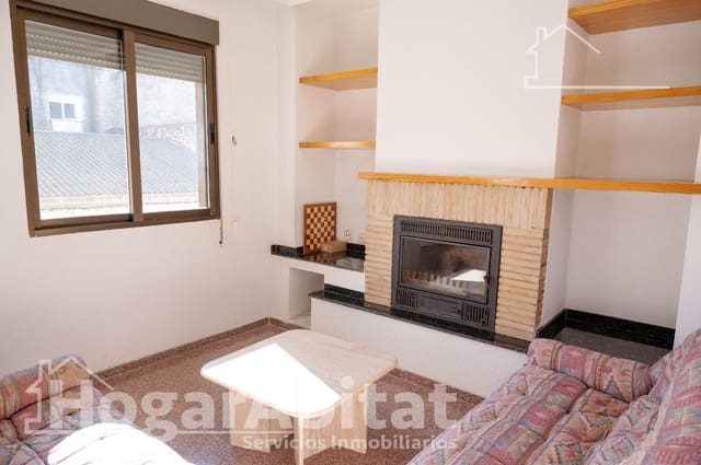 6 bedroom Townhouse for sale in Les Coves de Vinromà with garage - € 220,000 (Ref: 9215113)