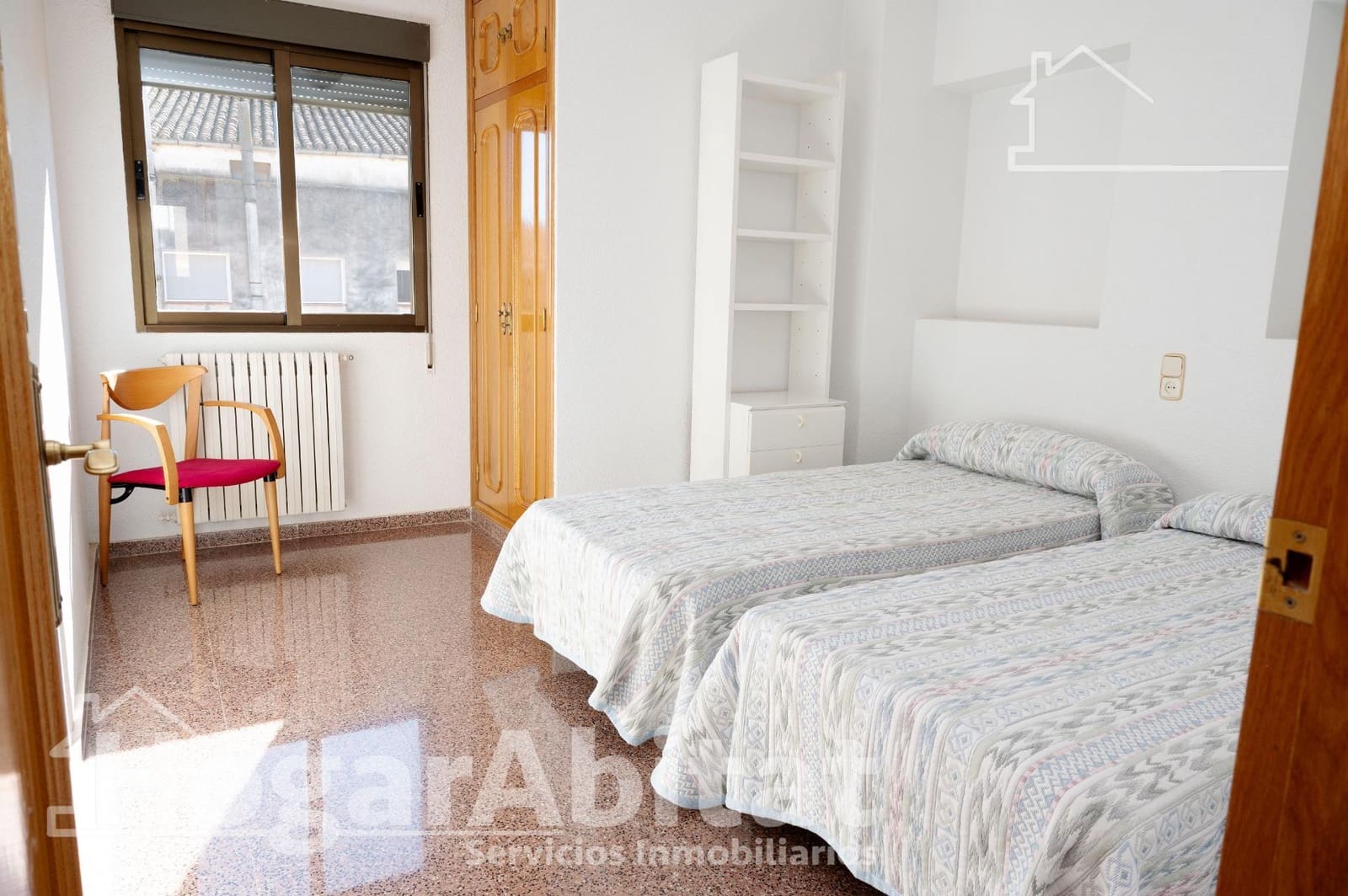 Casa de 6 habitaciones en Les Coves de Vinromà en venta con garaje - 220.000 € (Ref: 9215113)