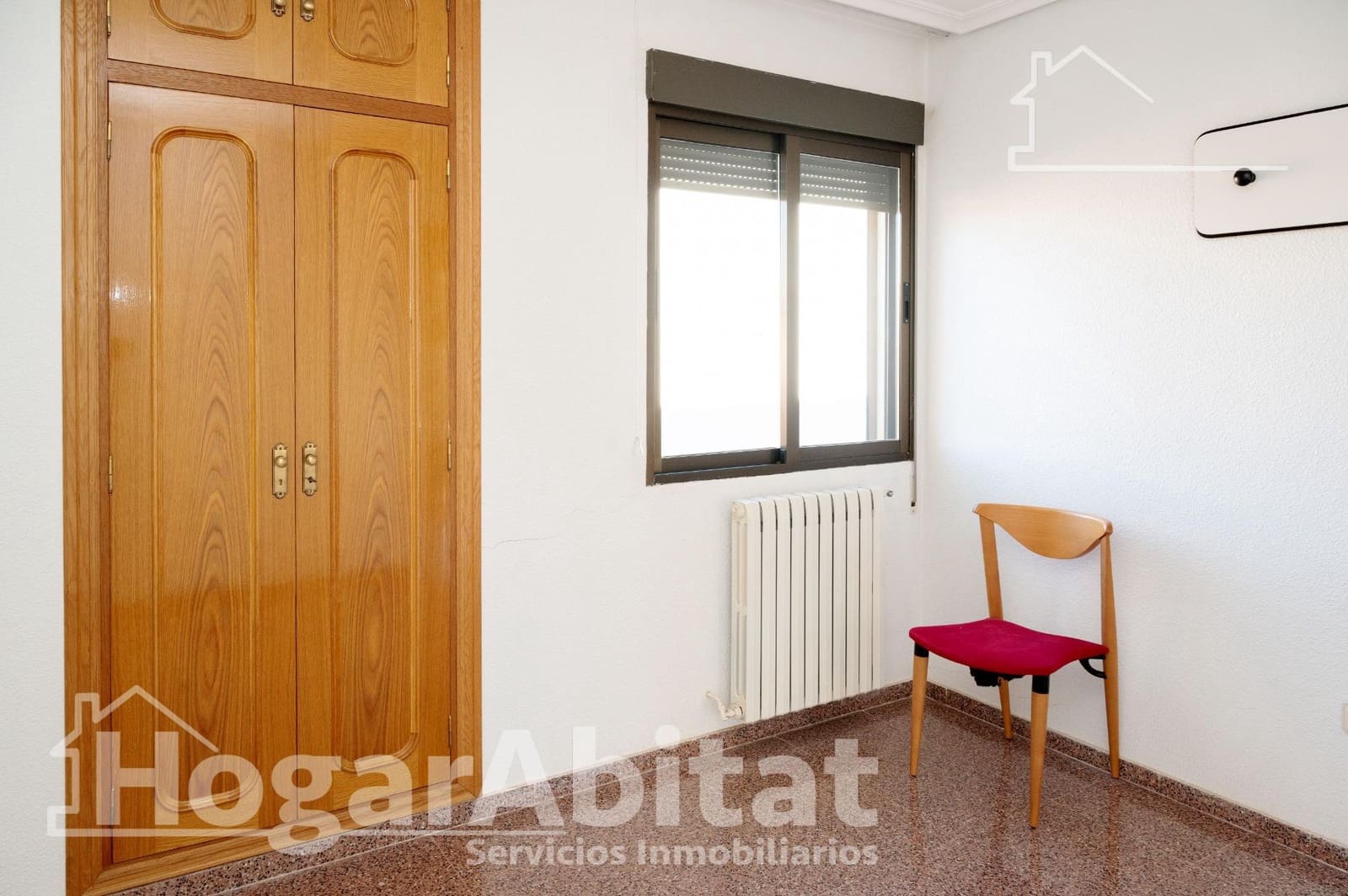 Casa de 6 habitaciones en Les Coves de Vinromà en venta con garaje - 220.000 € (Ref: 9215113)