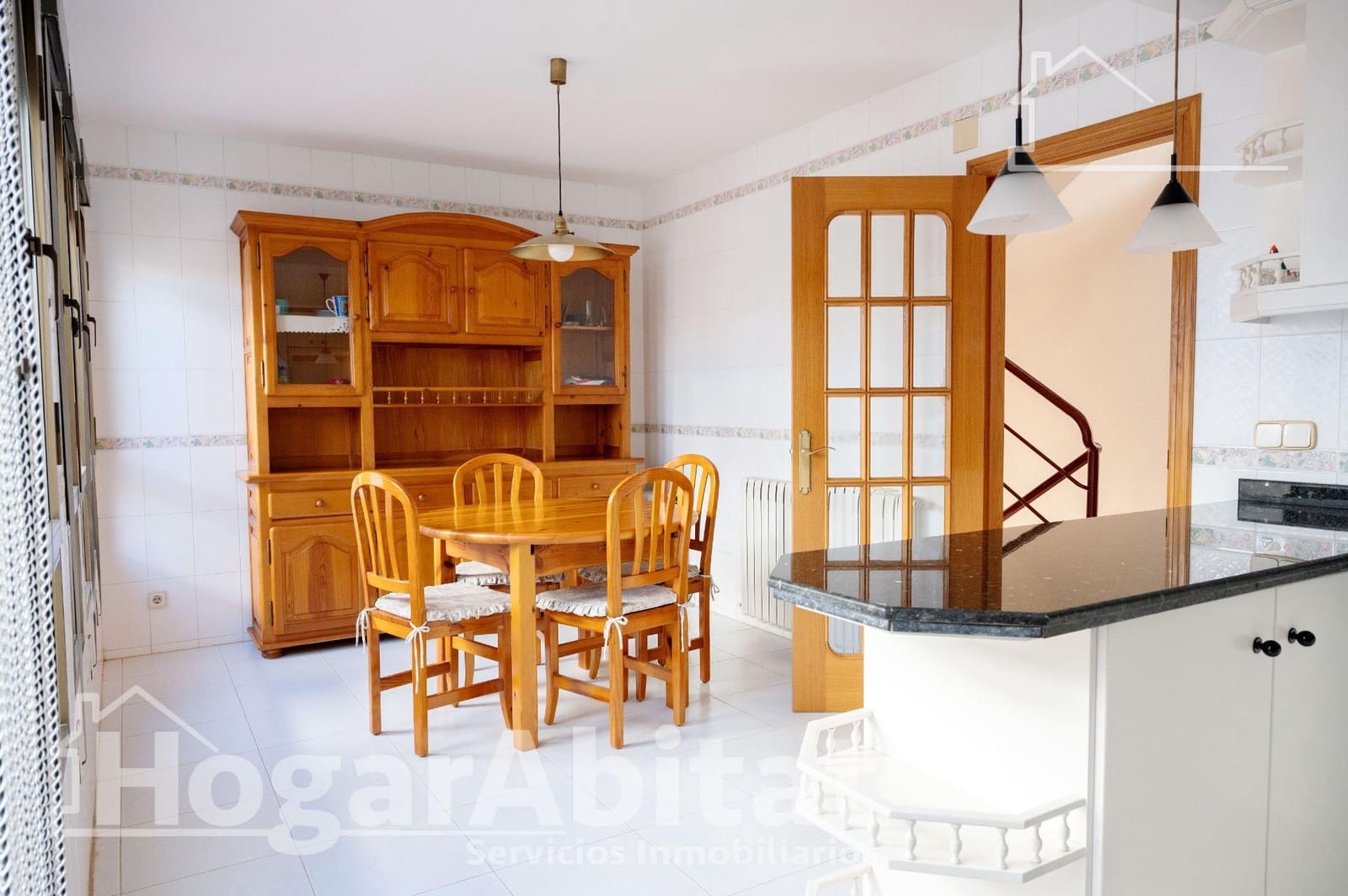 Casa de 6 habitaciones en Les Coves de Vinromà en venta con garaje - 220.000 € (Ref: 9215113)