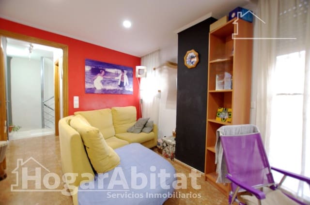 3 bedroom Townhouse for sale in Tavernes de la Valldigna with garage - € 270,000 (Ref: 9220019)