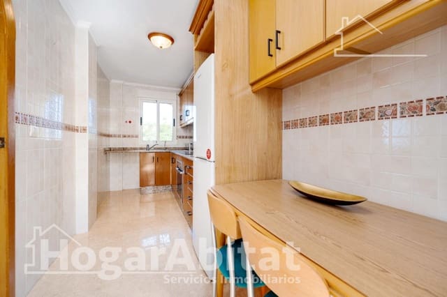 Piso de 3 habitaciones en Jacarilla en venta - 129.000 € (Ref: 9228605)