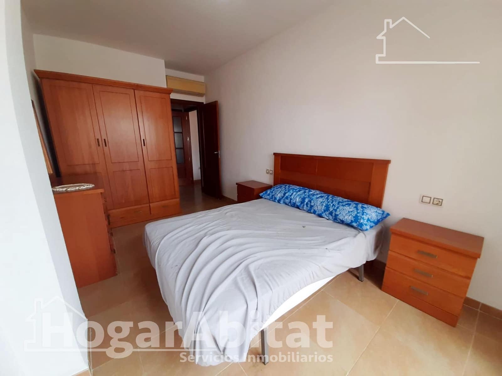 2 slaapkamer Penthouse te koop in Roquetas de Mar met zwembad - € 150.000 (Ref: 9252040)