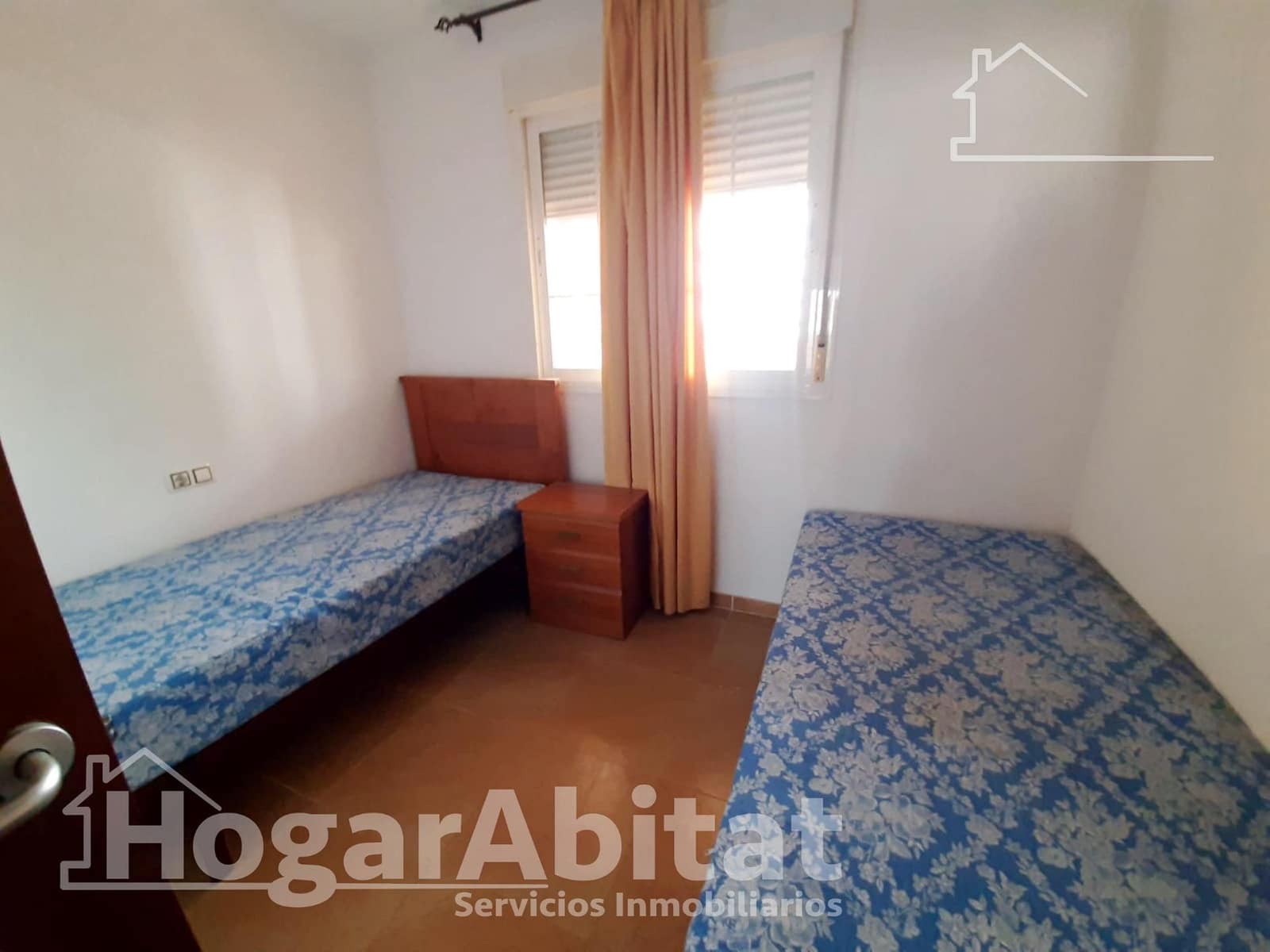 2 slaapkamer Penthouse te koop in Roquetas de Mar met zwembad - € 150.000 (Ref: 9252040)