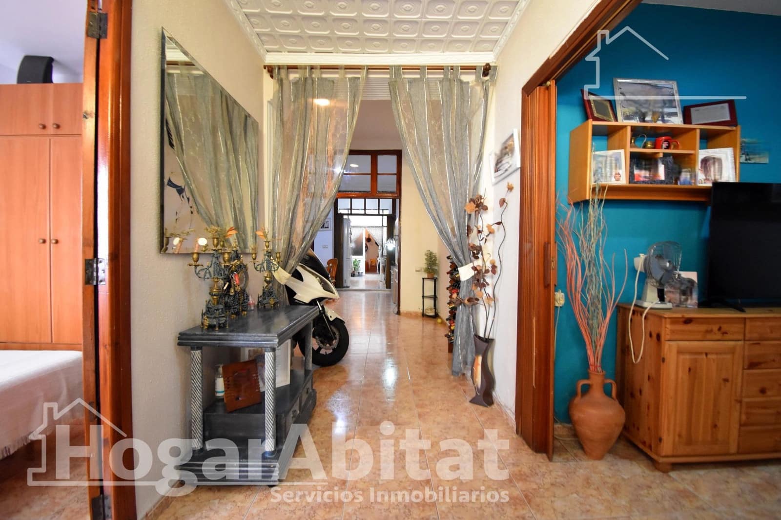 6 makuuhuone Omakotitalo myytävänä paikassa Oliva - 124 000 € (Ref: 9252061)