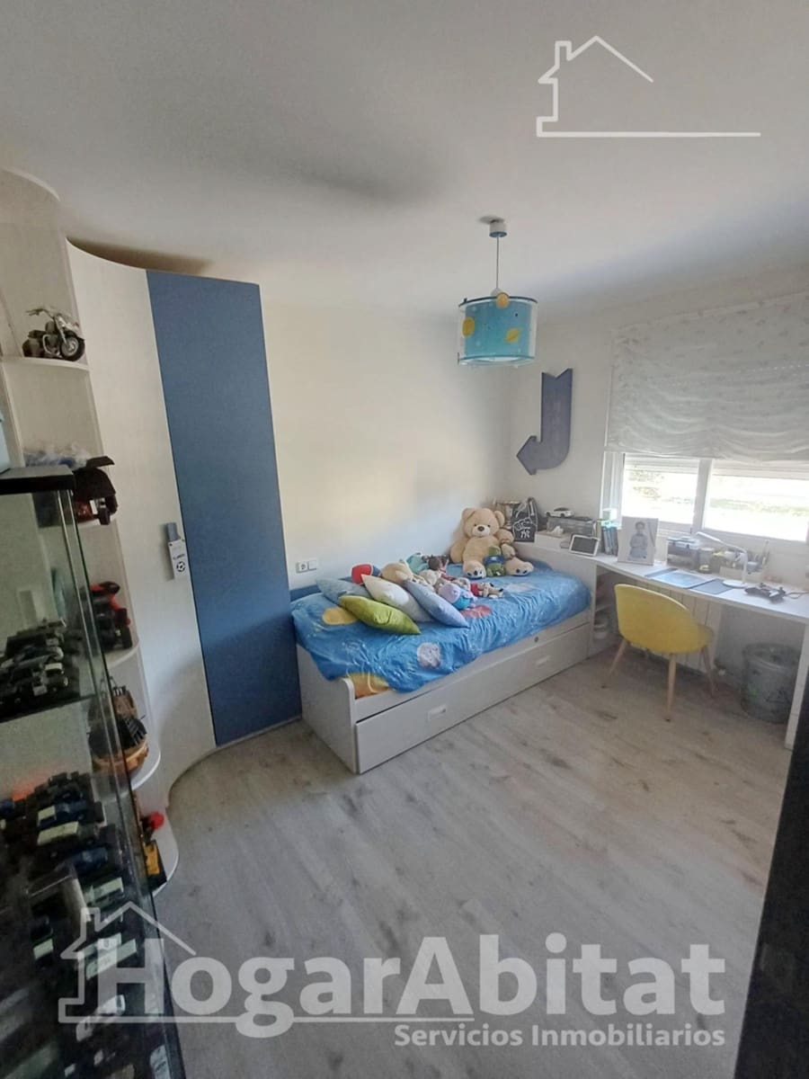 3 makuuhuone Huvila myytävänä paikassa Crevillente / Crevillent mukana uima-altaan 
autotalli - 499 000 € (Ref: 9264597)