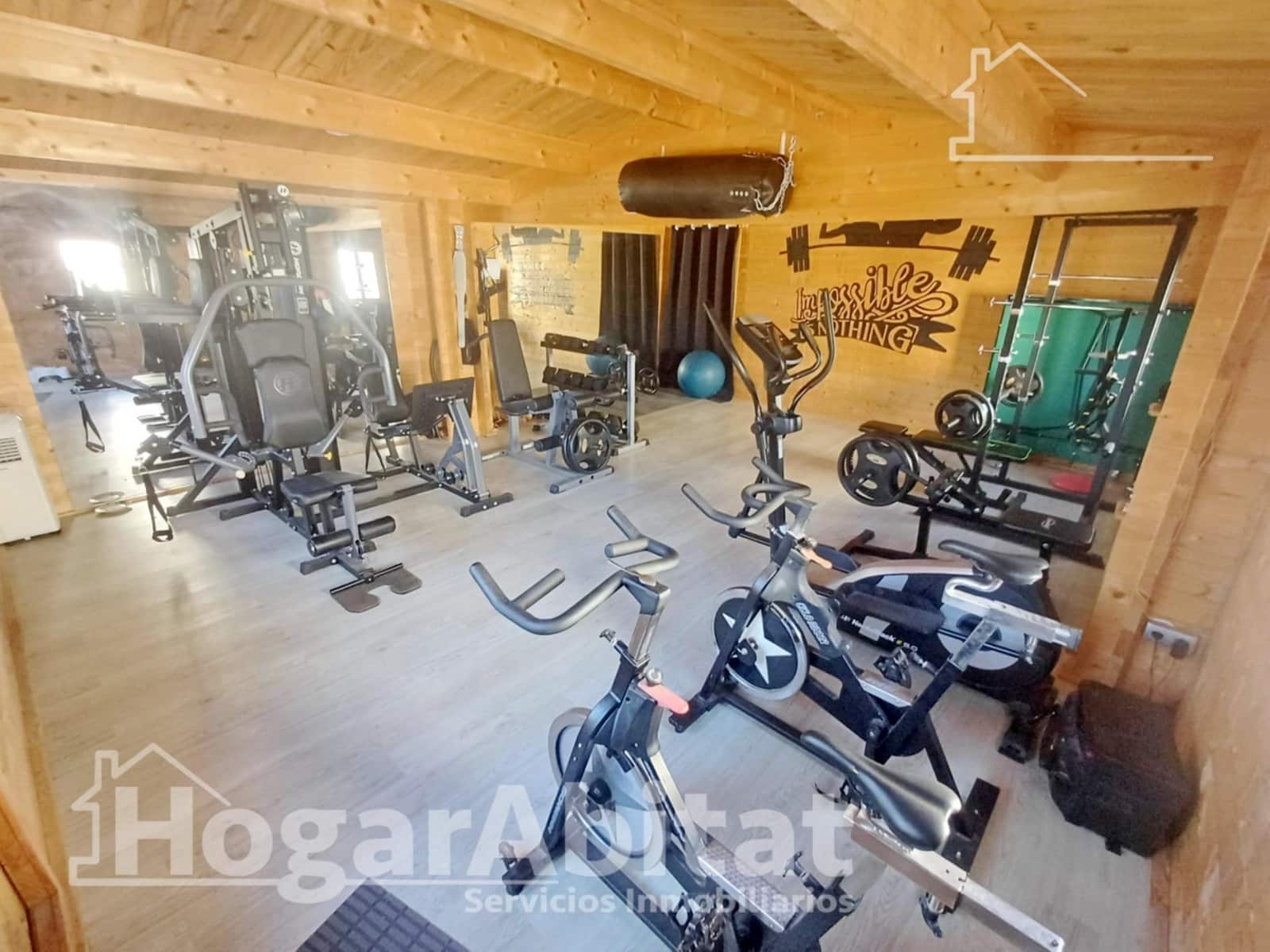 3 makuuhuone Huvila myytävänä paikassa Crevillente / Crevillent mukana uima-altaan 
autotalli - 499 000 € (Ref: 9264597)