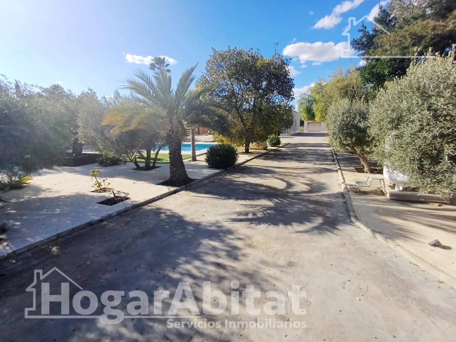 3 makuuhuone Huvila myytävänä paikassa Crevillente / Crevillent mukana uima-altaan 
autotalli - 499 000 € (Ref: 9264597)