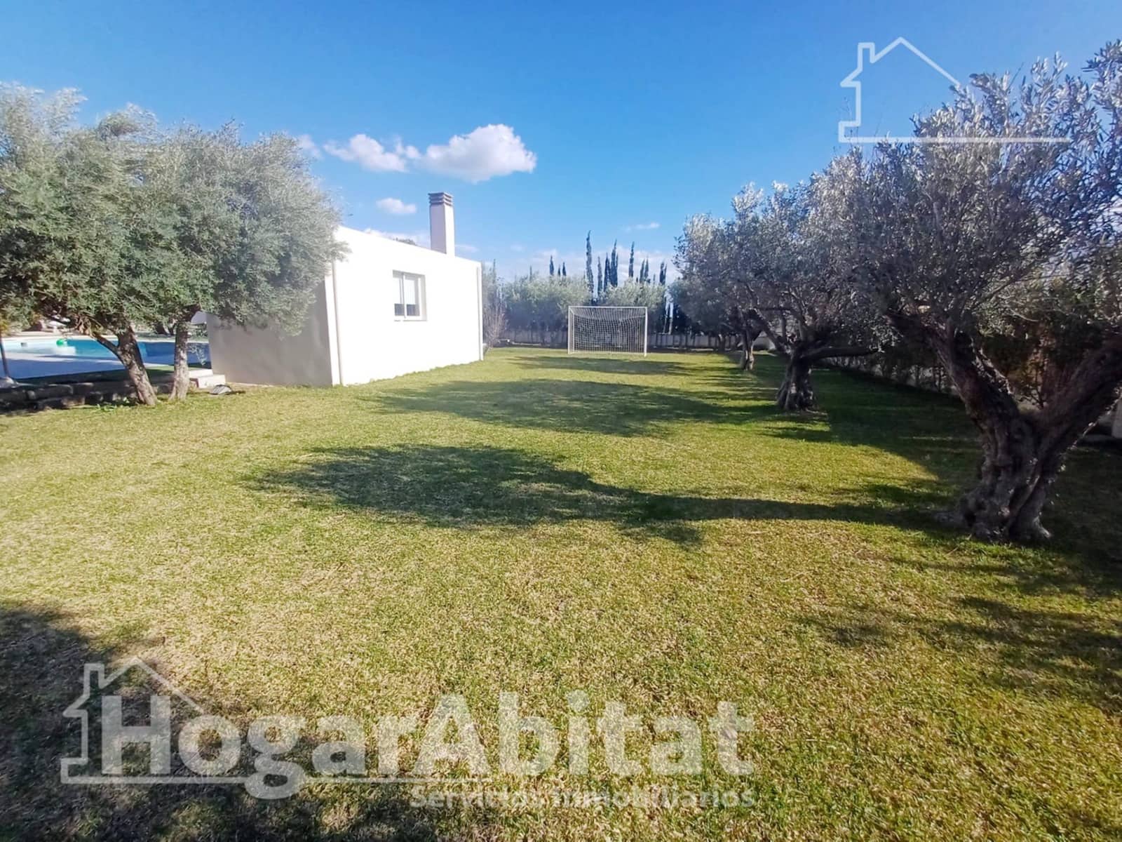 3 makuuhuone Huvila myytävänä paikassa Crevillente / Crevillent mukana uima-altaan 
autotalli - 499 000 € (Ref: 9264597)