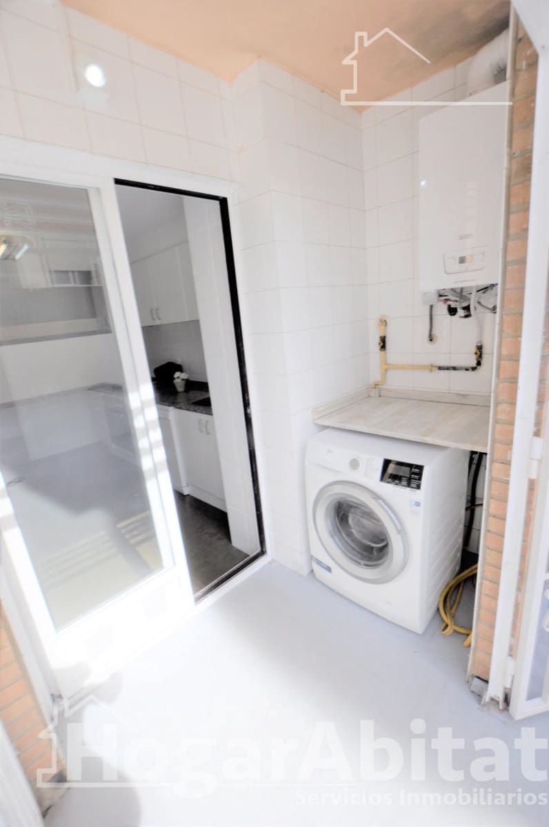 2 soveværelse Lejlighed til salg i Valencia by - € 396.000 (Ref: 9312929)