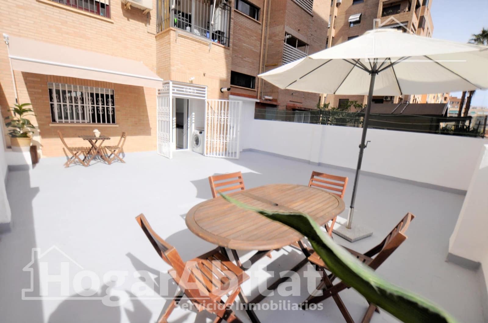 2 soveværelse Lejlighed til salg i Valencia by - € 396.000 (Ref: 9312929)