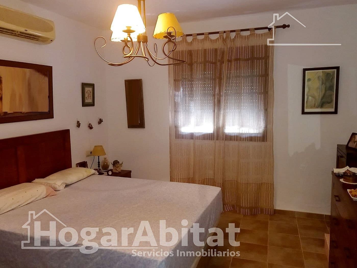 4 sypialnia Willa na sprzedaż w Miasto Badajoz z basenem garażem - 202 000 € (Ref: 9338097)