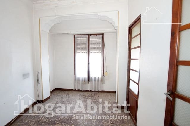 6 bedroom Townhouse for sale in Llíria - € 250,000 (Ref: 9343862)