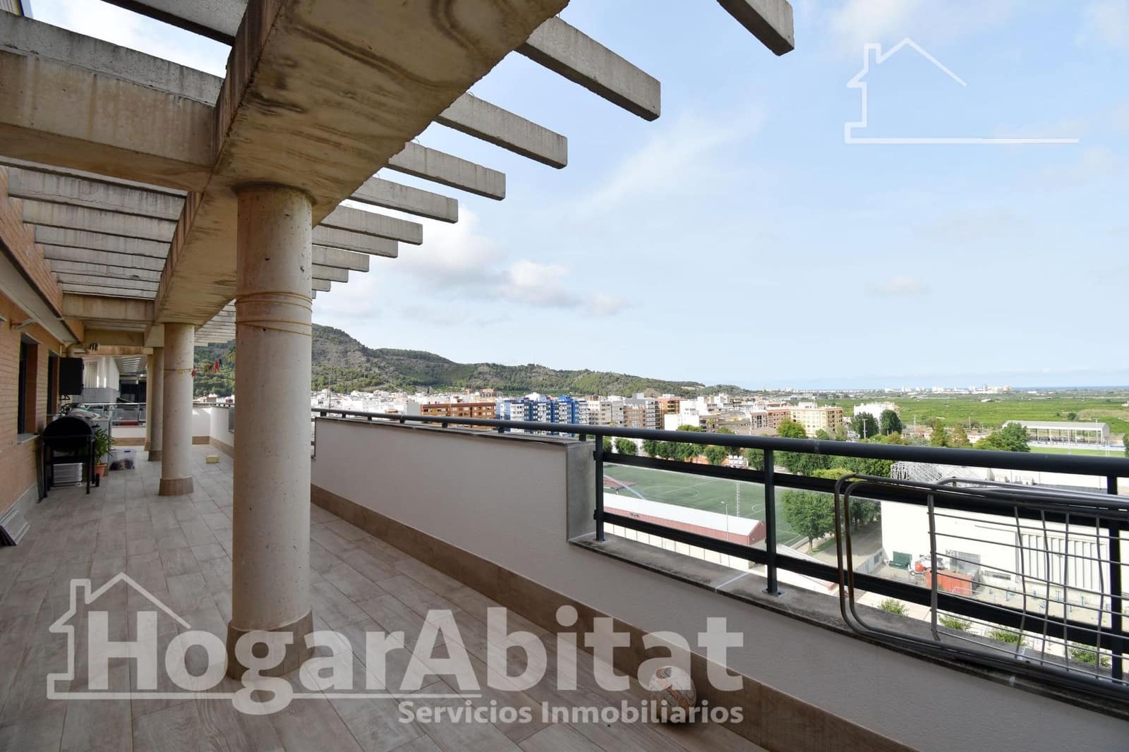 3 makuuhuone Kattohuoneisto myytävänä paikassa Tavernes de la Valldigna mukana 
autotalli - 394 000 € (Ref: 9344812)