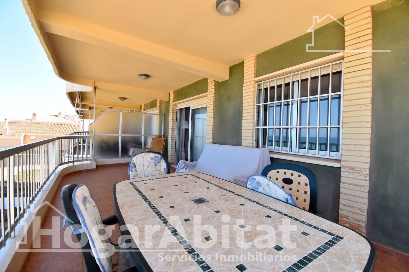 3 bedroom Flat for sale in Tavernes de la Valldigna with garage - € 230,000 (Ref: 9344813)