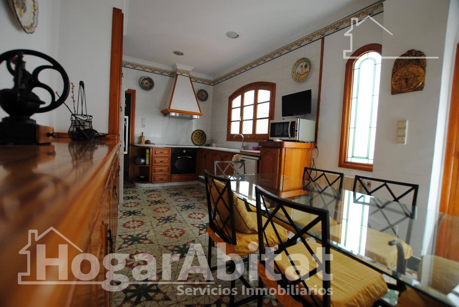 5 soveværelse Byhus til salg i Oliva - € 399.000 (Ref: 9344834)