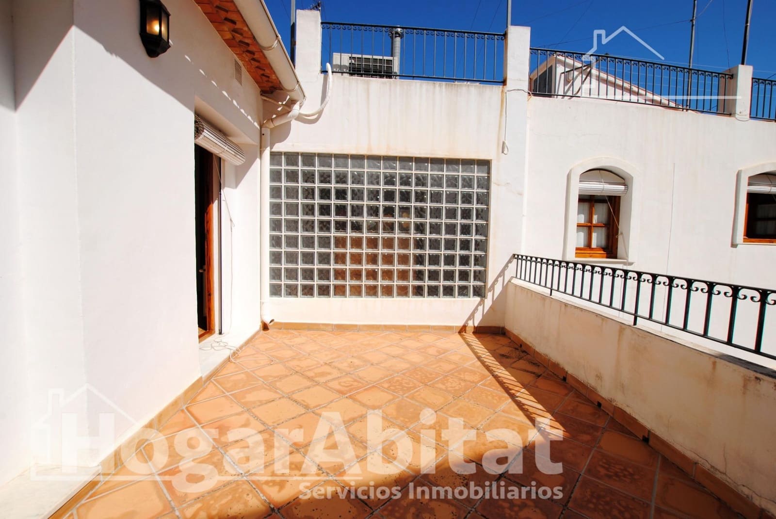 5 soveværelse Byhus til salg i Oliva - € 399.000 (Ref: 9344834)