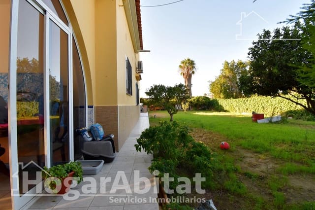 5 sovrum Villa till salu i Oliva med pool garage - 295 000 € (Ref: 9353652)