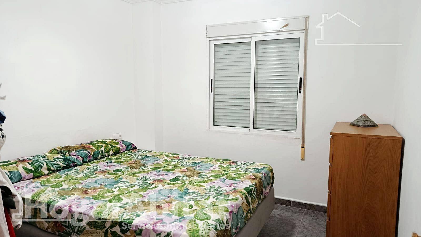 5 sovrum Villa till salu i Oliva med pool garage - 295 000 € (Ref: 9353652)