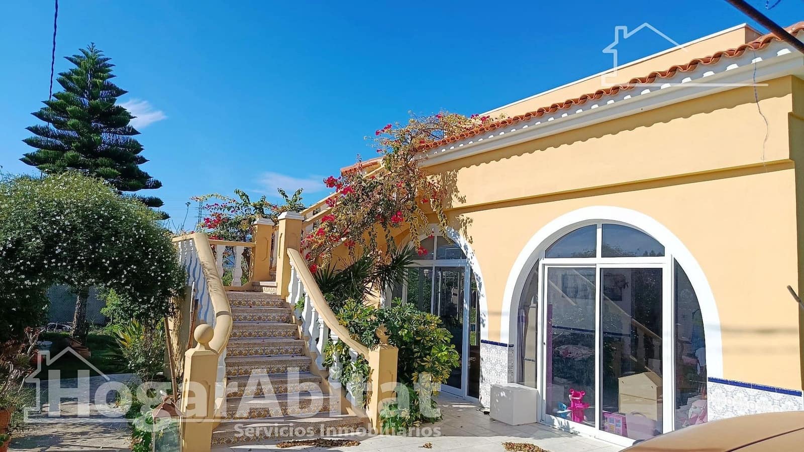 5 sovrum Villa till salu i Oliva med pool garage - 295 000 € (Ref: 9353652)