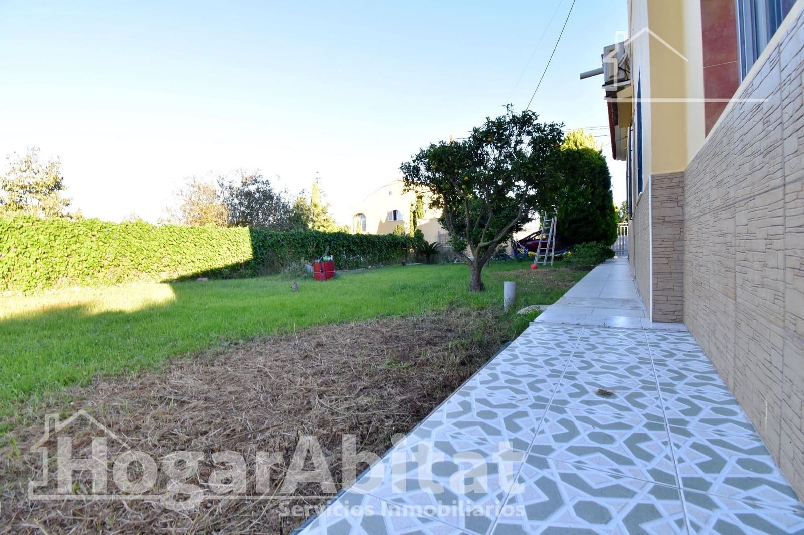 5 sovrum Villa till salu i Oliva med pool garage - 295 000 € (Ref: 9353652)