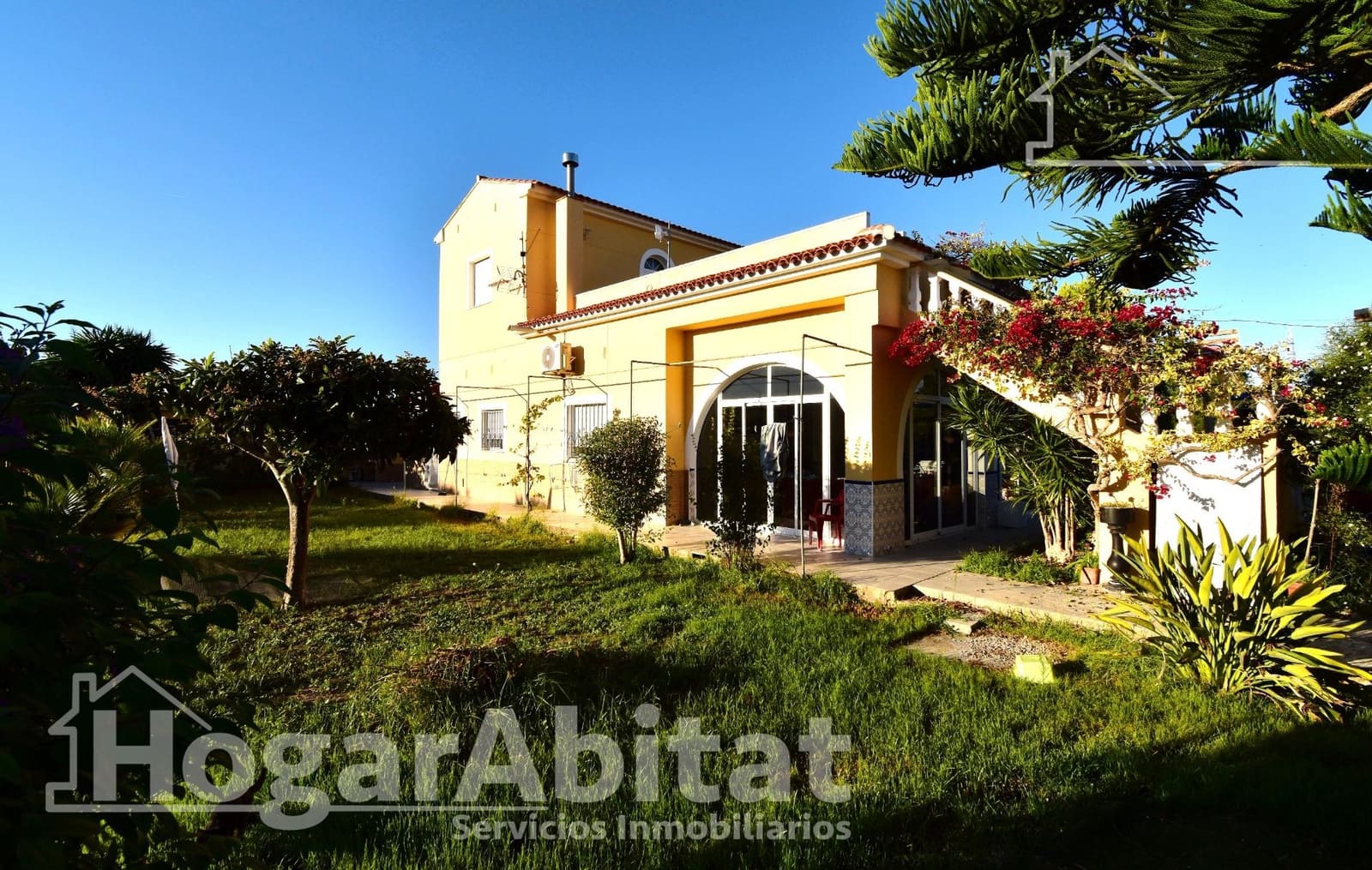 5 sovrum Villa till salu i Oliva med pool garage - 295 000 € (Ref: 9353652)