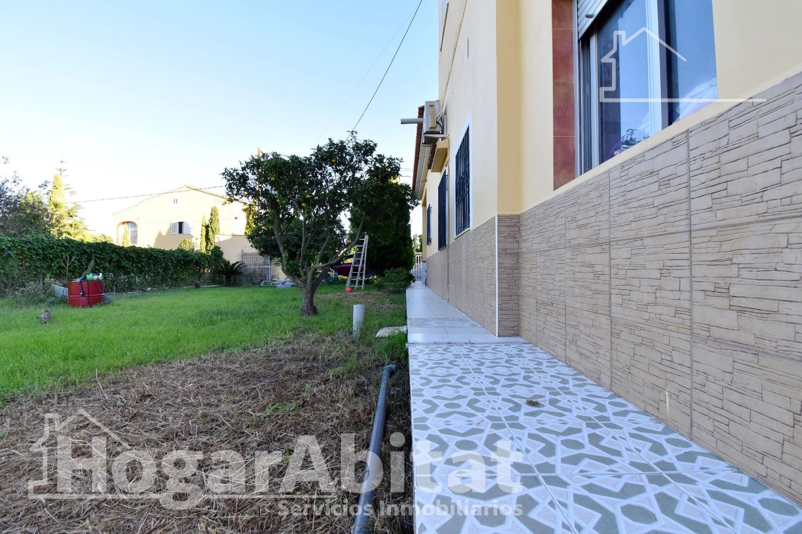 5 sovrum Villa till salu i Oliva med pool garage - 295 000 € (Ref: 9353652)