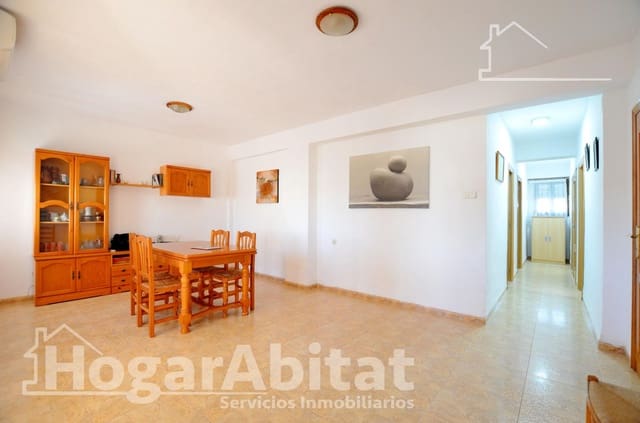 3 bedroom Flat for sale in Piles - € 160,000 (Ref: 9353657)