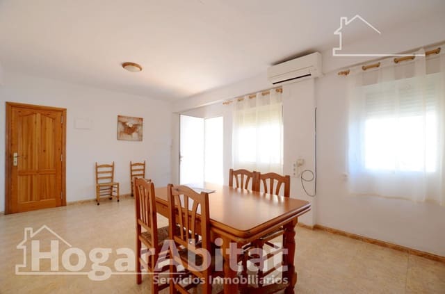 3 bedroom Flat for sale in Piles - € 160,000 (Ref: 9353657)