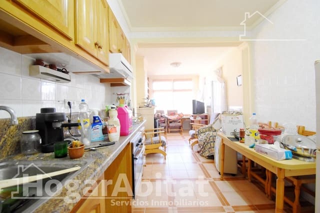 4 bedroom Townhouse for sale in Xeraco with garage - € 250,000 (Ref: 9355907)