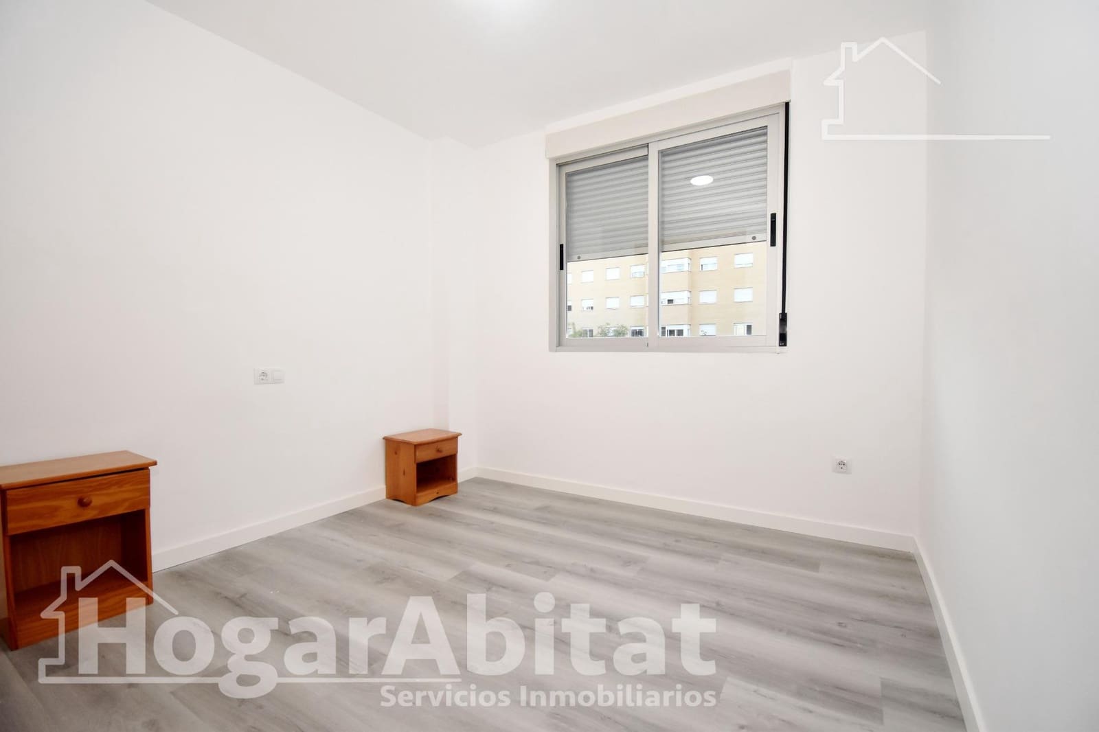 4 chambre Appartement à vendre à Castello de la Plana avec garage - 210 000 € (Ref: 9359648)