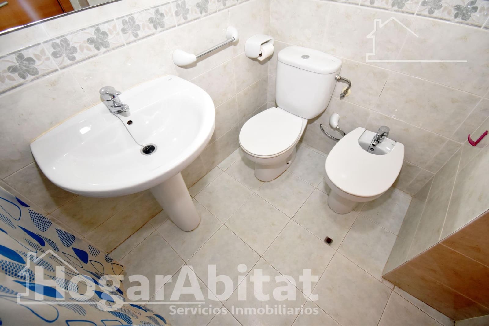 4 chambre Appartement à vendre à Castello de la Plana avec garage - 210 000 € (Ref: 9359648)