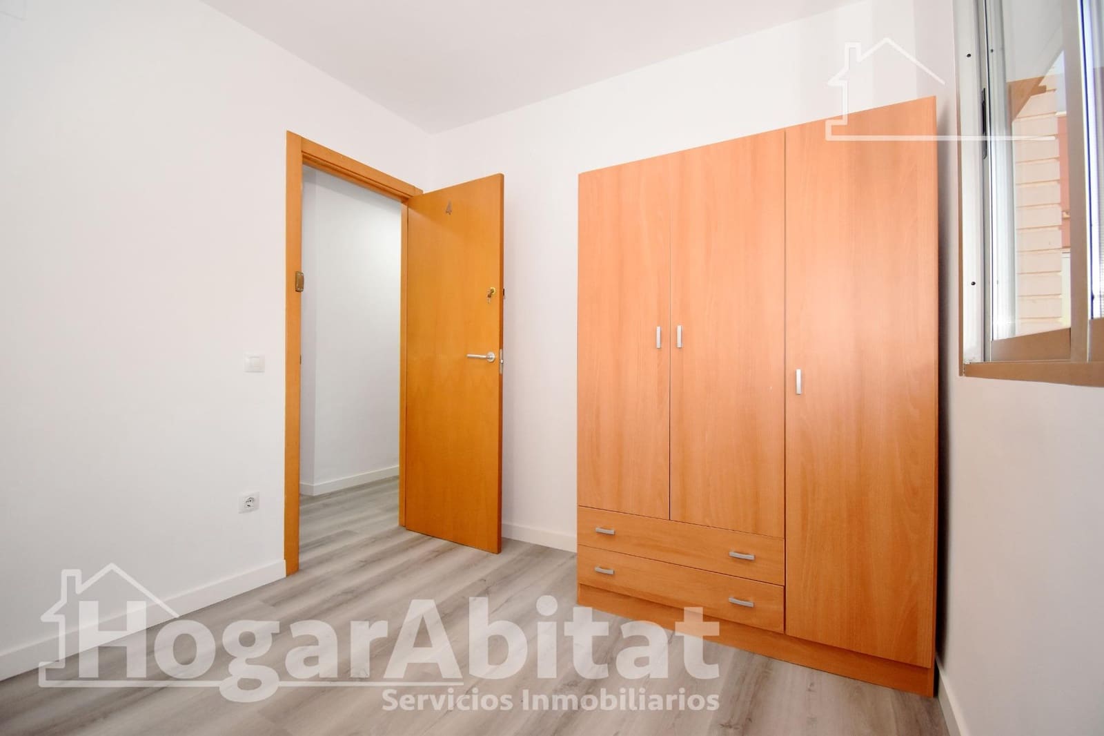 4 chambre Appartement à vendre à Castello de la Plana avec garage - 210 000 € (Ref: 9359648)