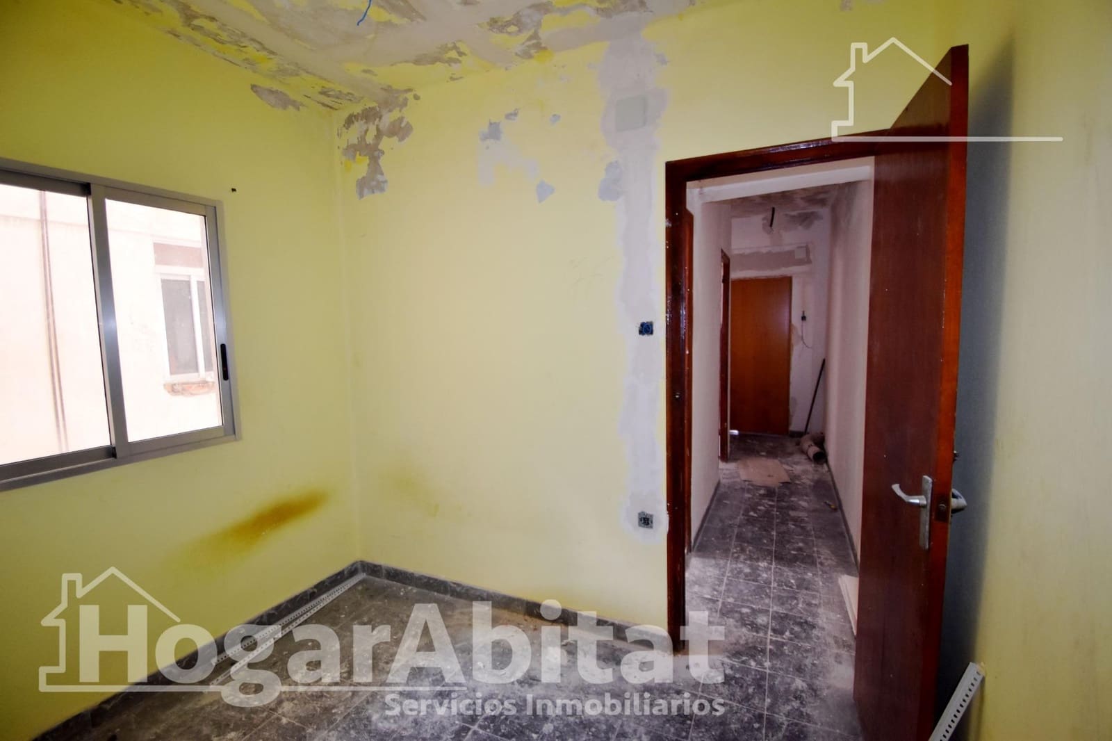 3 chambre Appartement à vendre à Llauri - 55 000 € (Ref: 9362331)