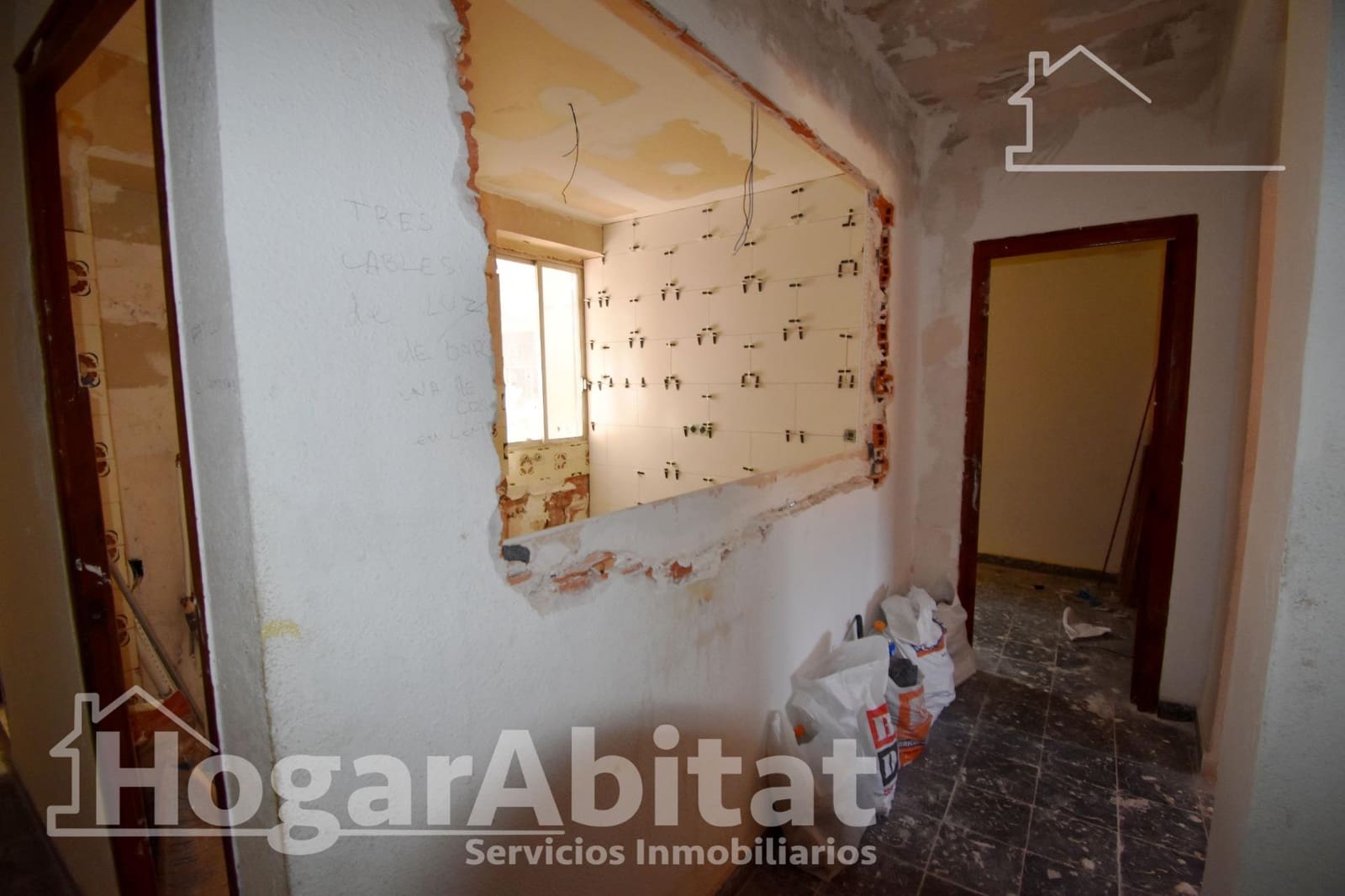 3 chambre Appartement à vendre à Llauri - 55 000 € (Ref: 9362331)