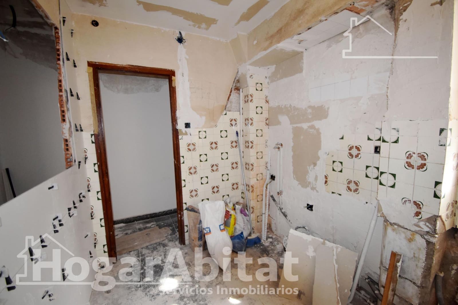 3 chambre Appartement à vendre à Llauri - 55 000 € (Ref: 9362331)