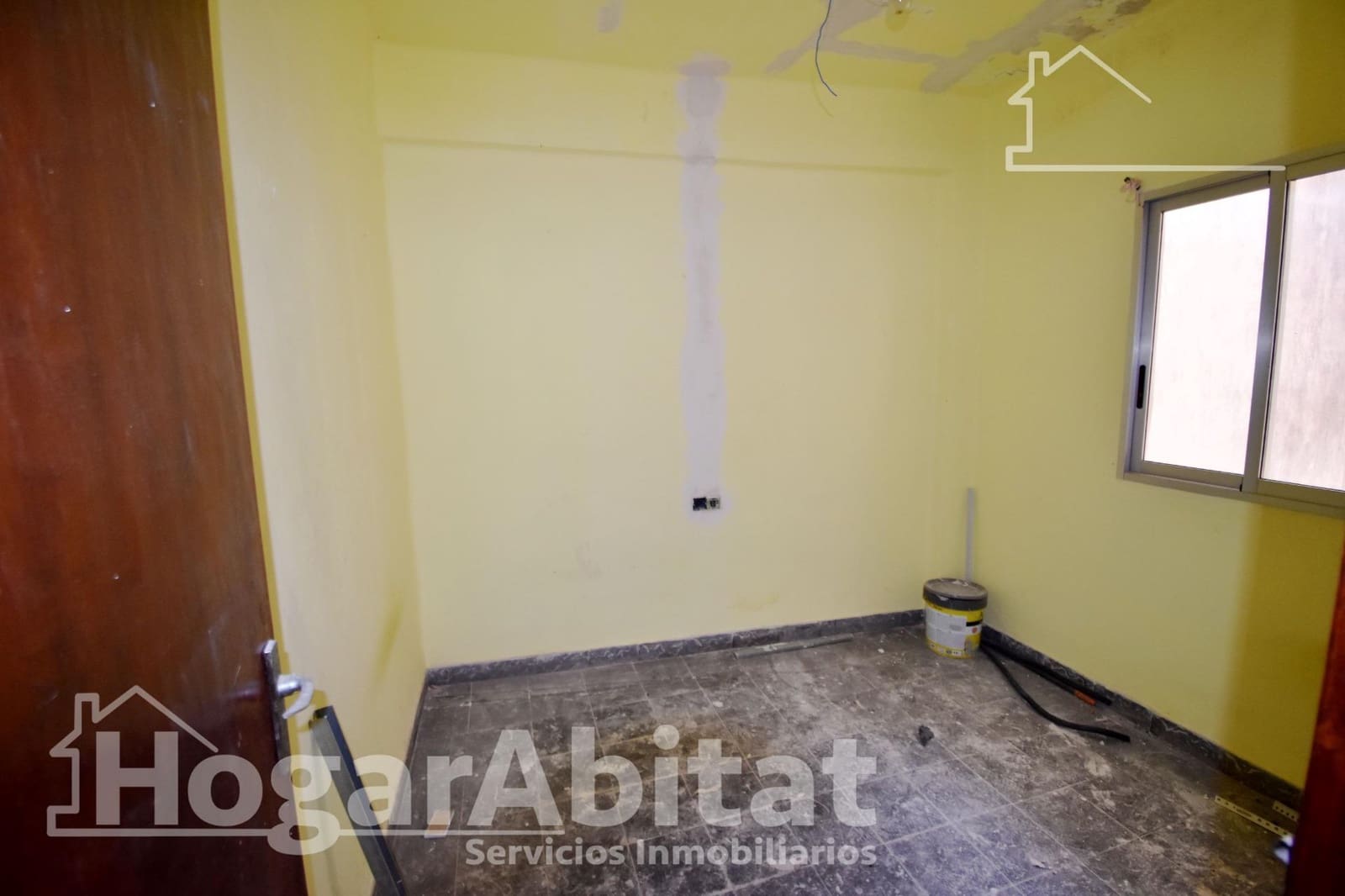 3 chambre Appartement à vendre à Llauri - 55 000 € (Ref: 9362331)