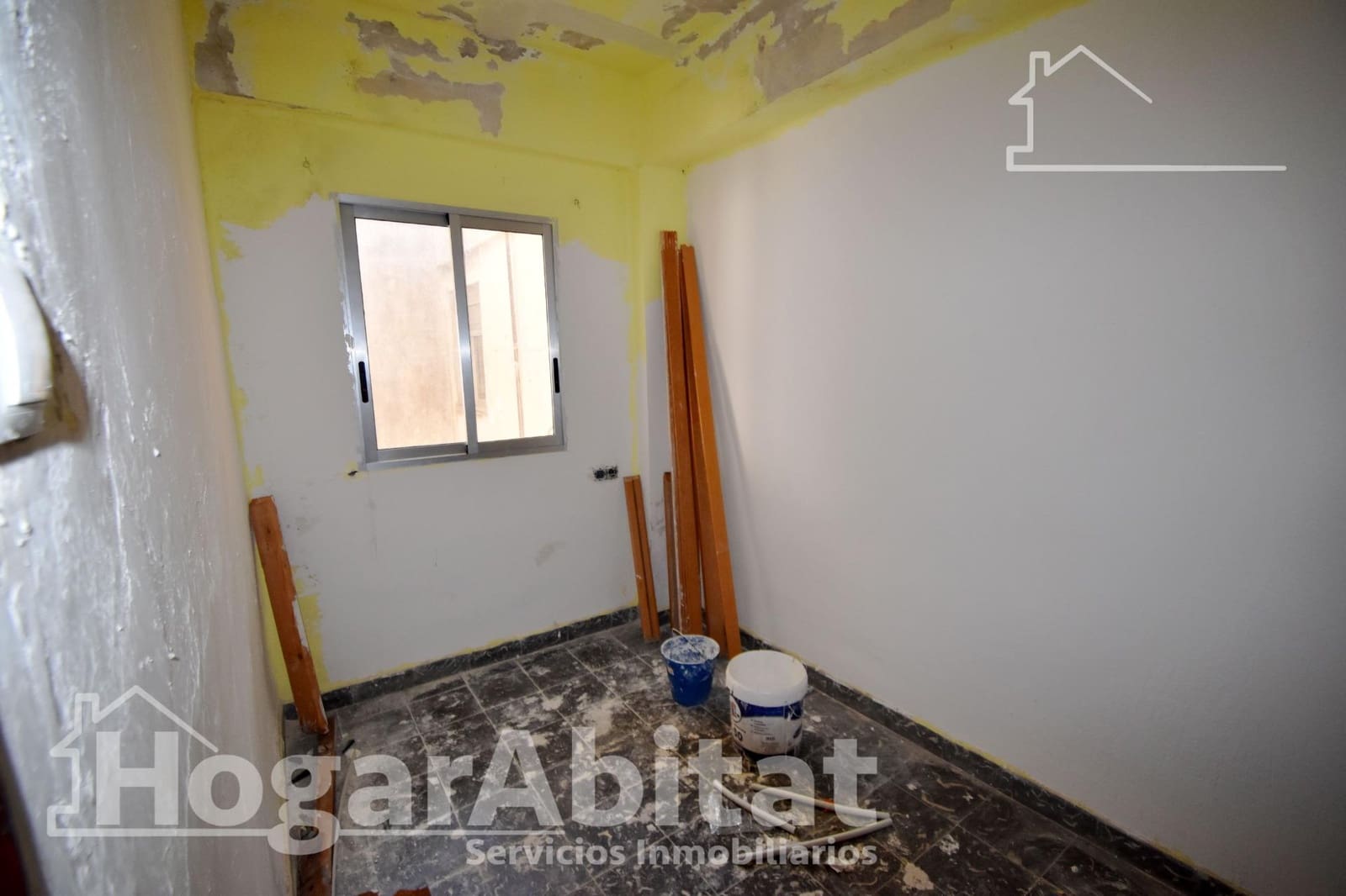 3 chambre Appartement à vendre à Llauri - 55 000 € (Ref: 9362331)